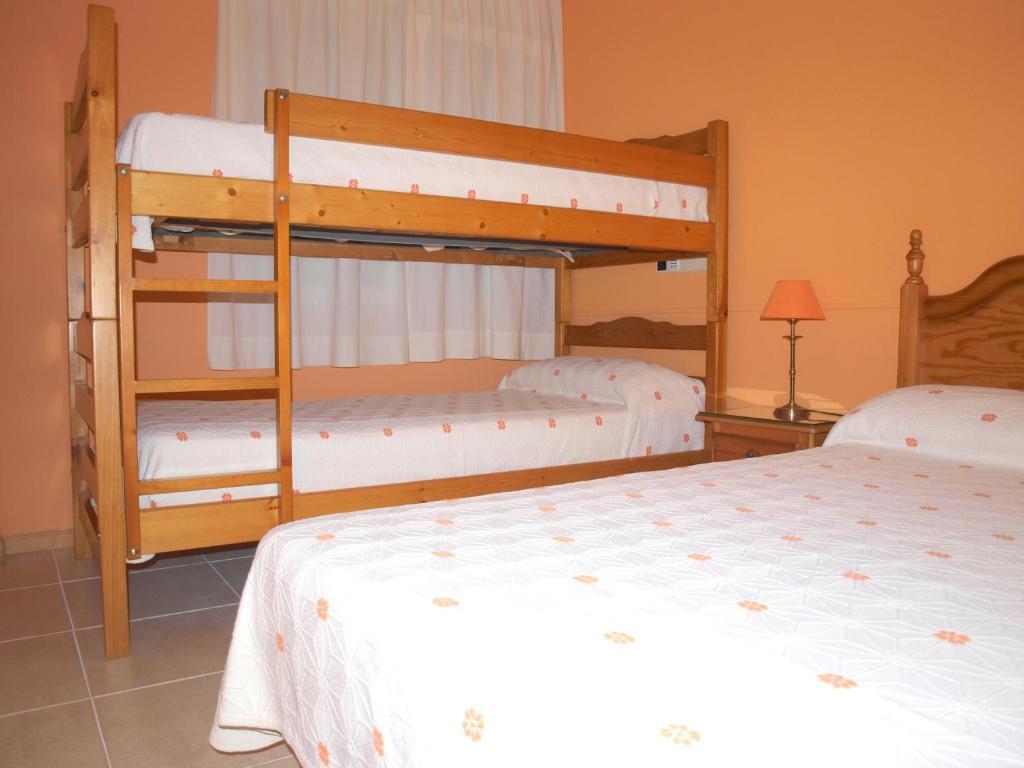 Hostal El Parque San Martín de la Vega Exteriör bild