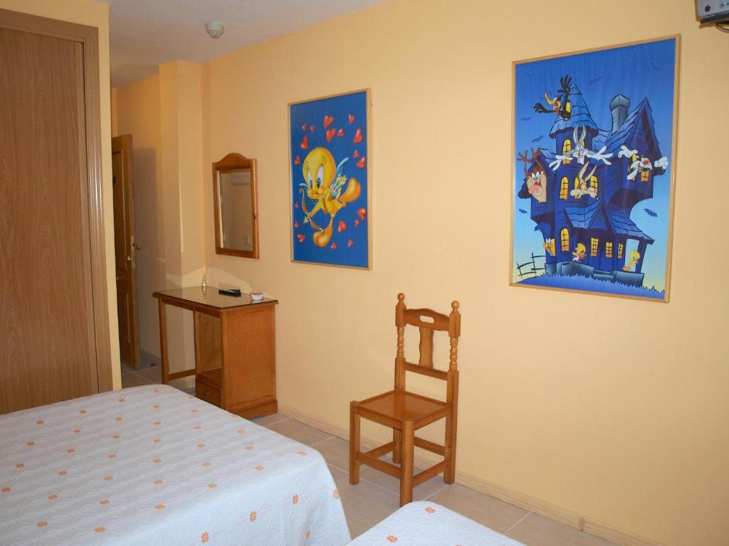 Hostal El Parque San Martín de la Vega Exteriör bild