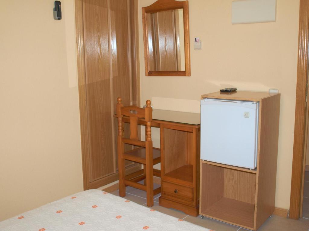 Hostal El Parque San Martín de la Vega Exteriör bild
