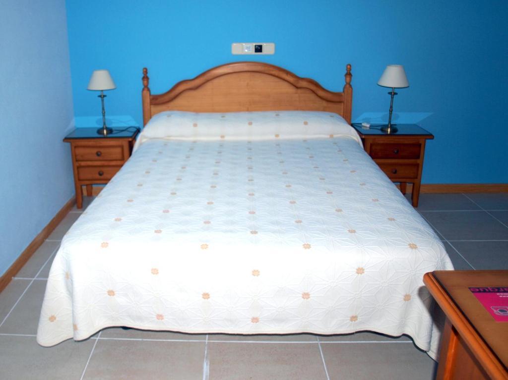 Hostal El Parque San Martín de la Vega Exteriör bild