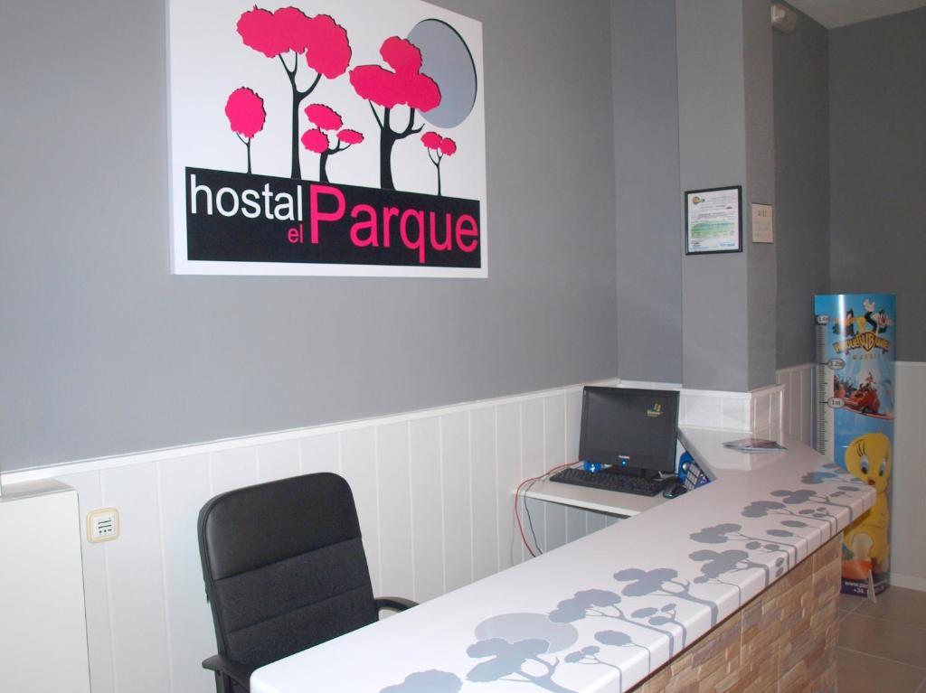 Hostal El Parque San Martín de la Vega Exteriör bild